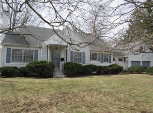 47 W Westbrook Rd, Brookville, OH 45309