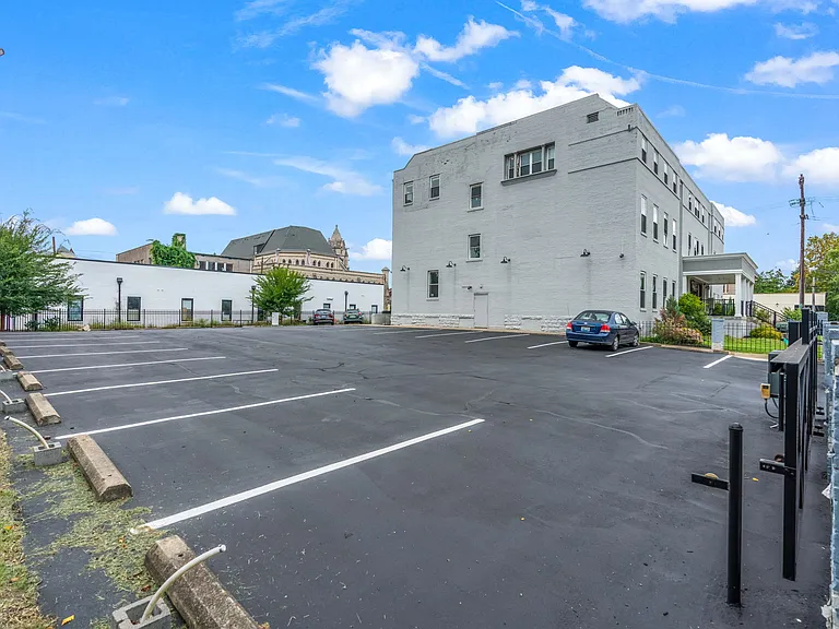1202 S 3rd St #302 — Photo 14