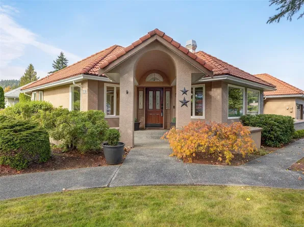 1198 Stonington Pl, Saanich, BC V8Y 3B8