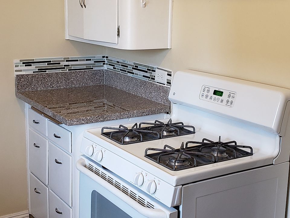 1st image of 2285 Alameda Ave