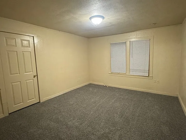209 Hunt St — Photo 4