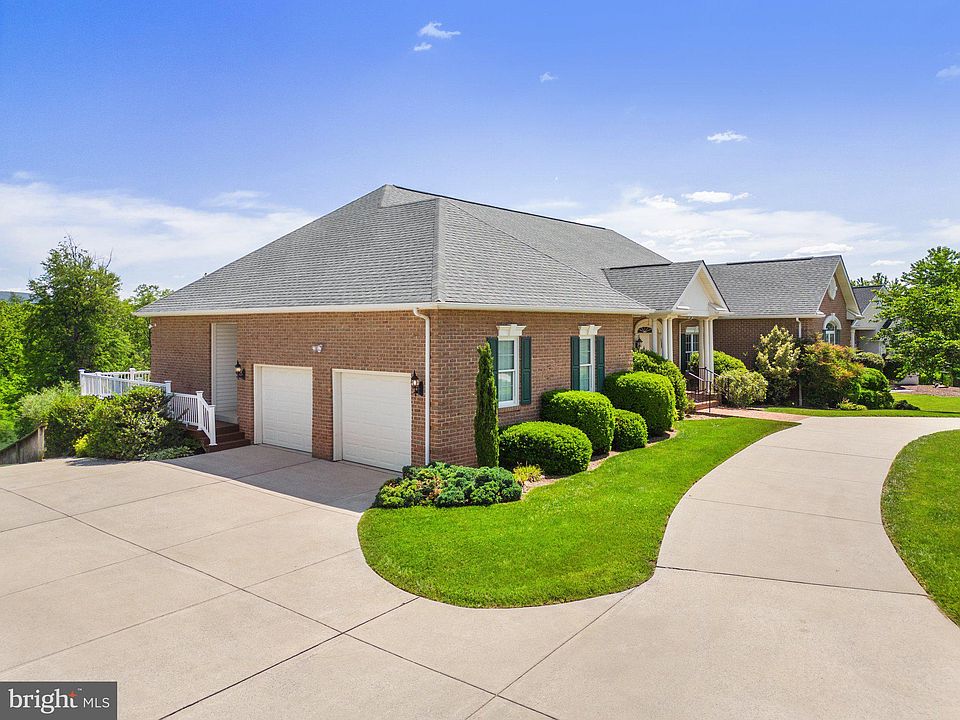 250 Eastland Dr, Charles Town, WV 25414 Zillow