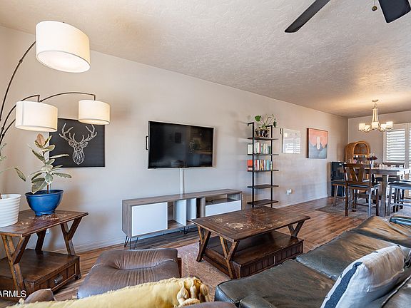 3rd image of 3708 W BERRIDGE Lane