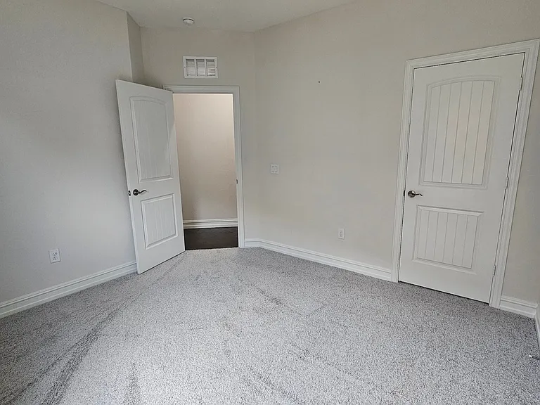 3105 Euclid Way — Photo 14