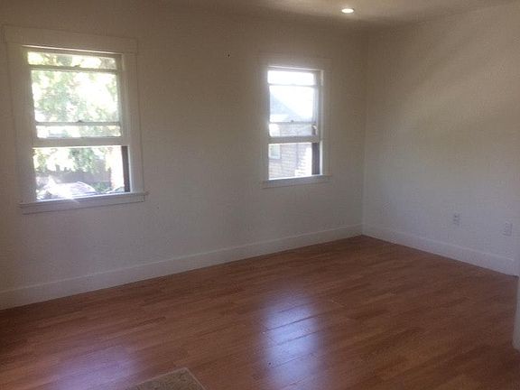 2nd image of 1117 Garden St APT C