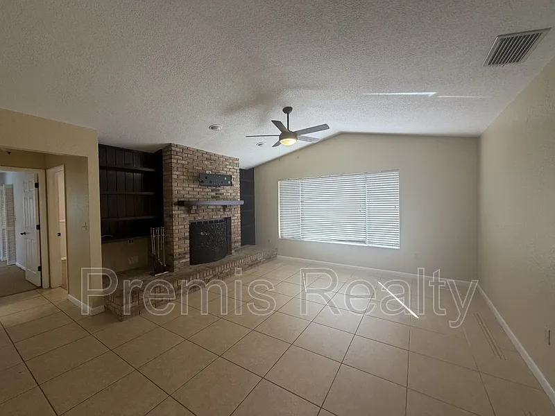 20 Ridgecroft Ln