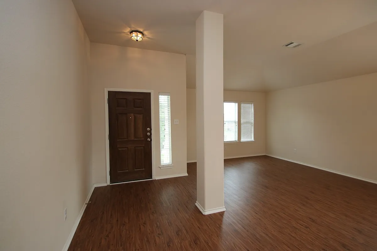 Building Photo - 1528 Haynie Bnd