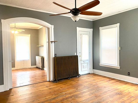 4th image of 125 Gregory St #127