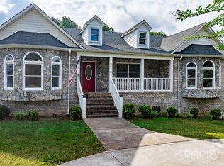 5022 Grace Chapel Rd, Granite Falls, NC 28630