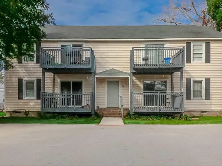 309 Maple St #1 — Photo 8