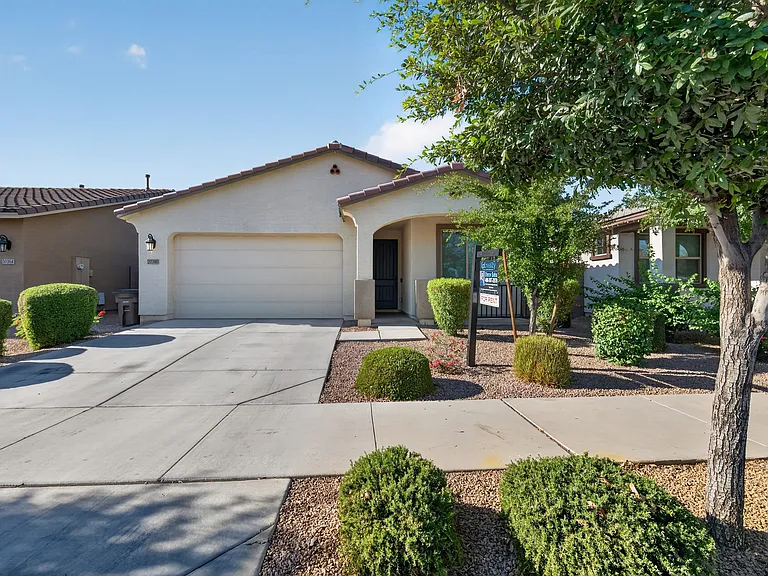 20390 E Broadmoor Trl — Photo 1
