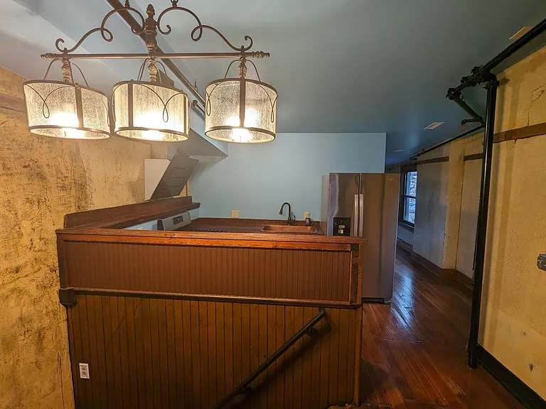 1322 Clay St #4 — Photo 4