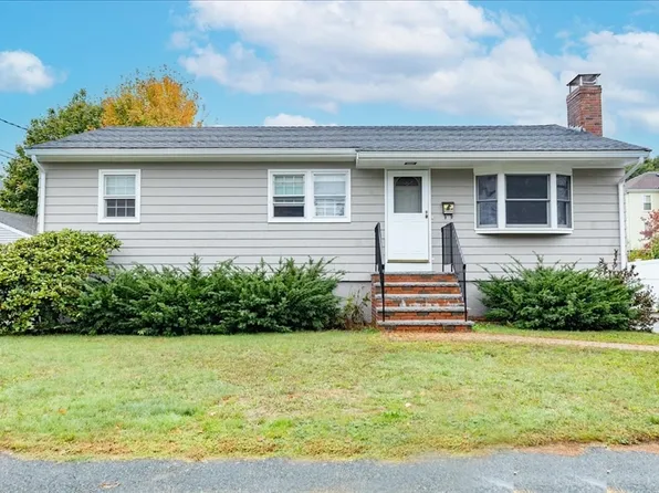29 Blaney Ave, Peabody, MA 01960