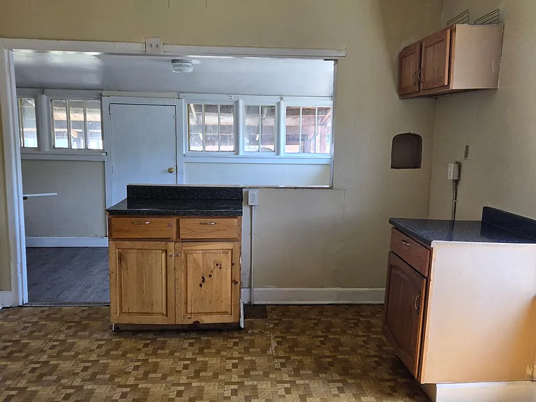 1250 Bohmen Ave — Photo 11