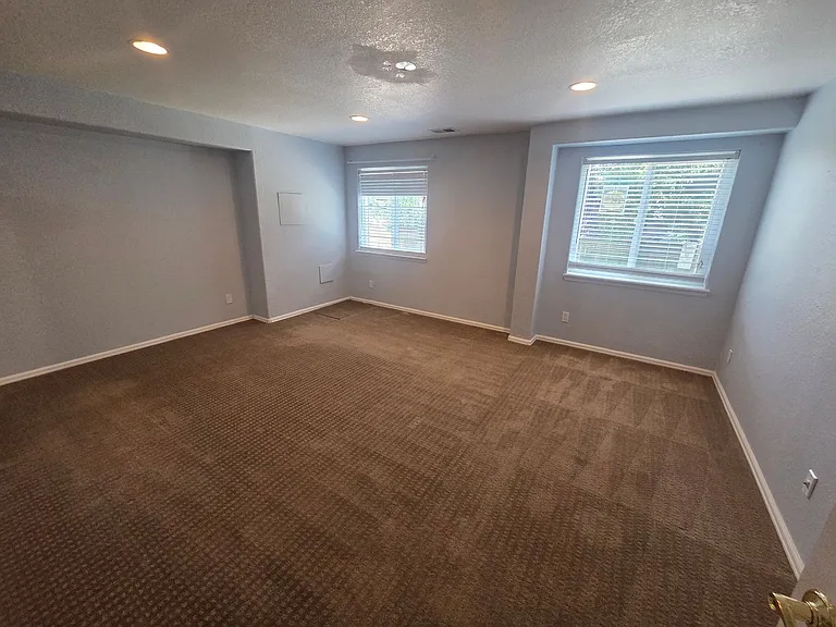 10232 Jill Ave — Photo 30