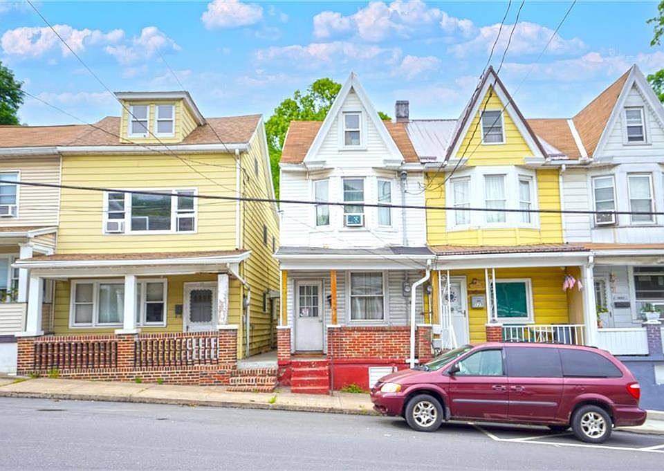 2nd image of 127 W Spruce St