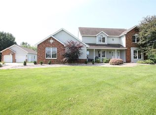 13404 Edge Wood Ln, Highland, IL 62249
