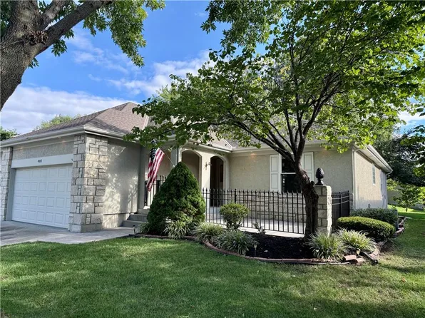 4008 SW Homestead Dr, Lees Summit, MO 64082
