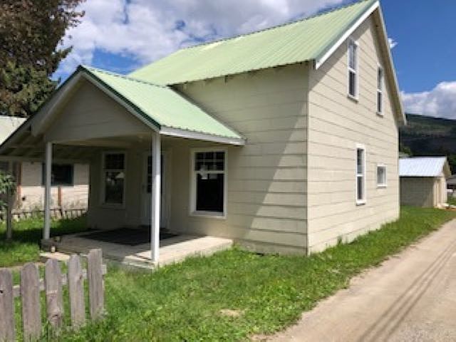 1st image of 104 N Central St