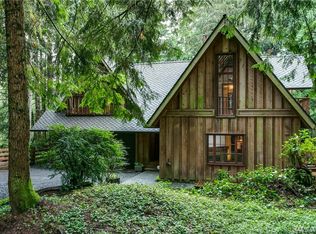 7750 Springridge Rd NE, Bainbridge Island, WA 98110