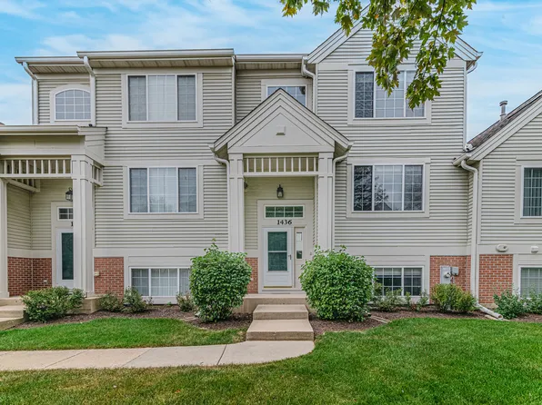 1436 New Haven Dr, Cary, IL 60013