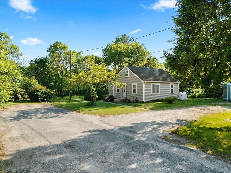 12 Howard St, Bradford, RI 02808 Zillow