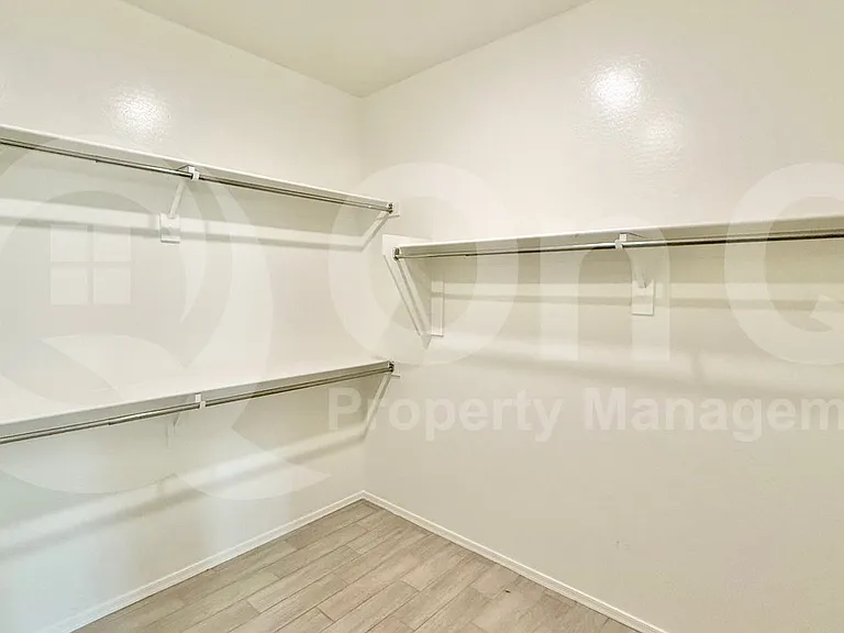 3403 W Pollack St — Photo 22
