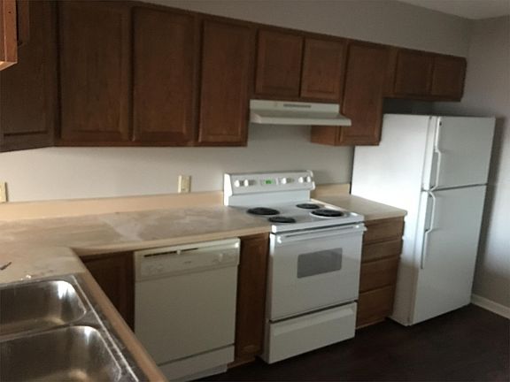 5th image of 915 Bagwell Ave #B