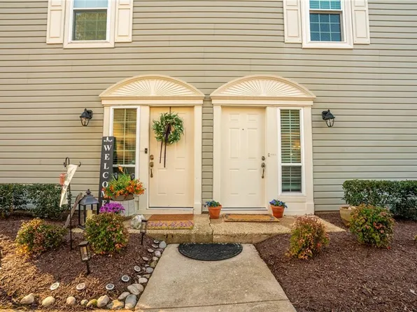 455 Chatterton Dr, Virginia Beach, VA 23454