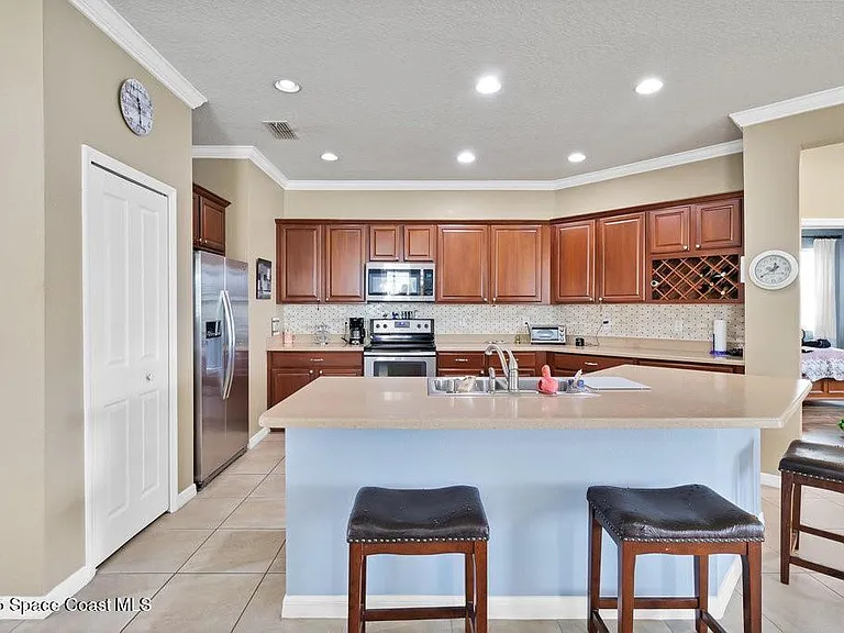 205 Bellamy Trl — Photo 10