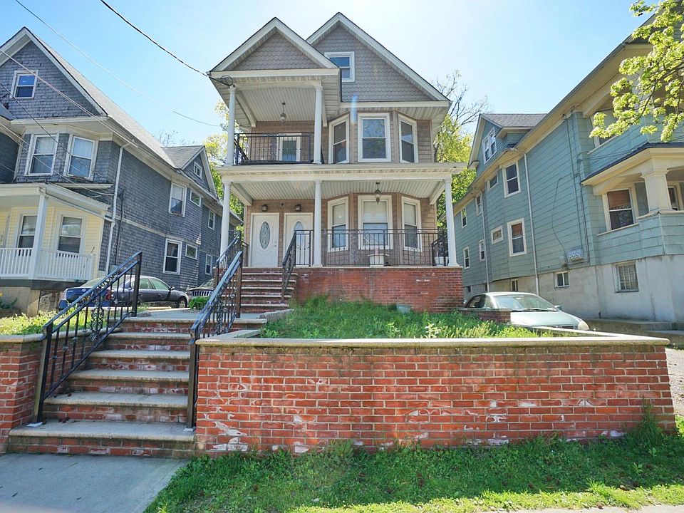 1st image of 386 Victory Blvd #2A