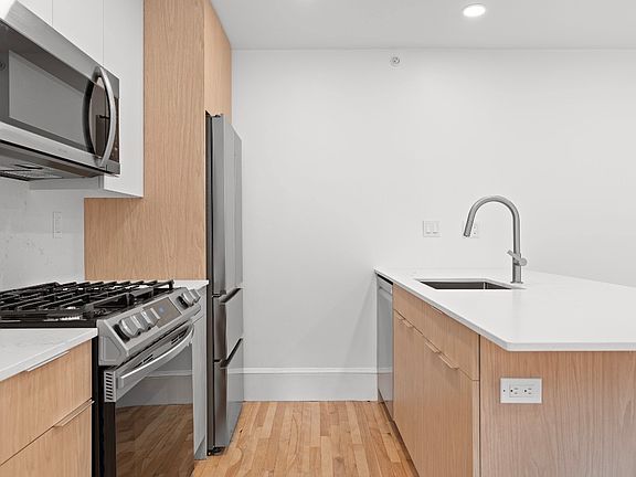 2nd image of 38 Bradlee Rd #103