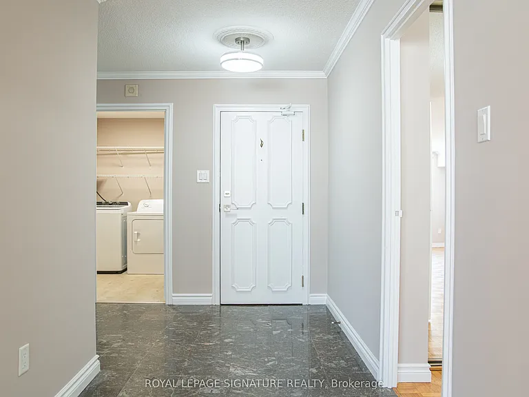 256 Jarvis St #11A — Photo 4