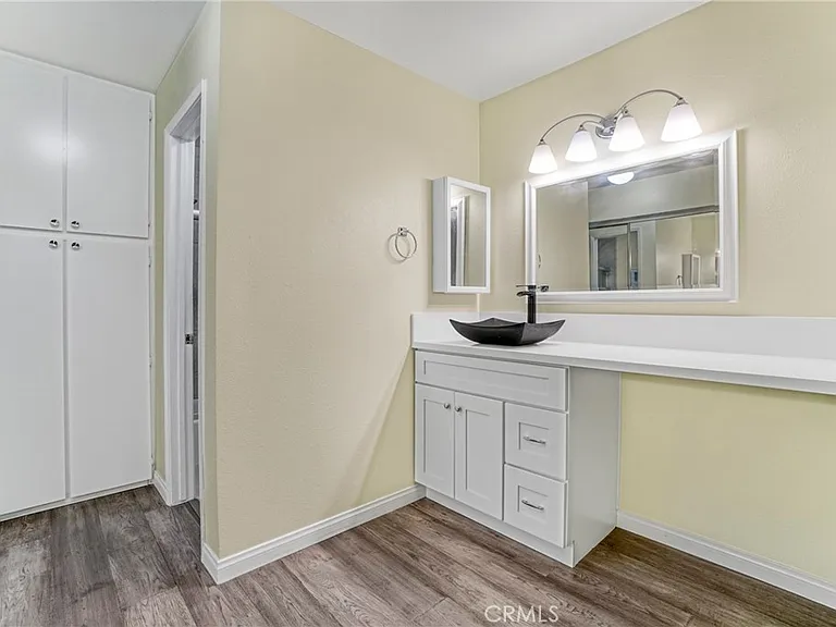 8650 Gulana Ave — Photo 16