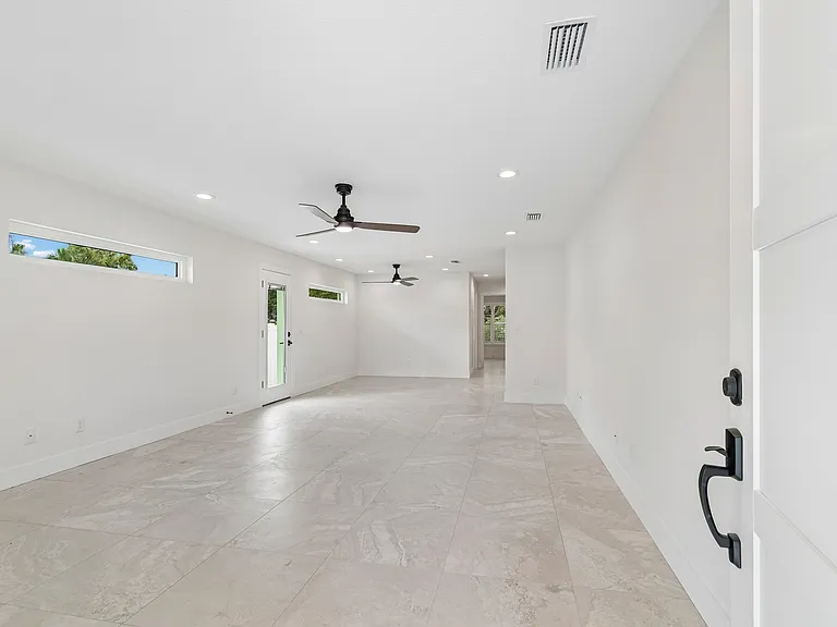 550 Milwaukee Ave #550 — Photo 26