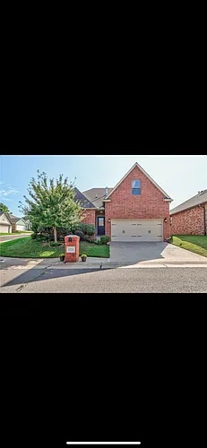 3720 Oakridge Cir Photo 1