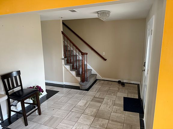 5th image of 43 Woodbrooke Dr
