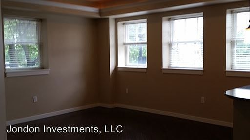 3rd image of 283 E South Temple St