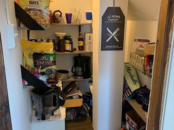 3rd image of 326 E North Ave APT 2