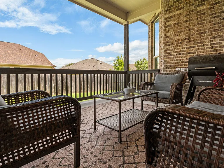 1113 Hartman Dr — Photo 5