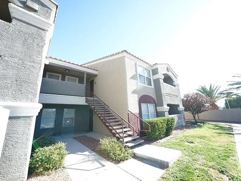 5055 W Hacienda Ave #1095 — Photo 2