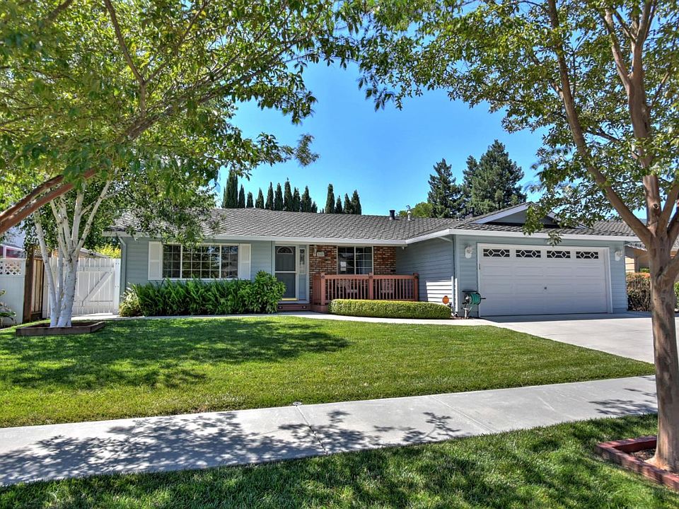 1st image of 1086 Ayer Dr