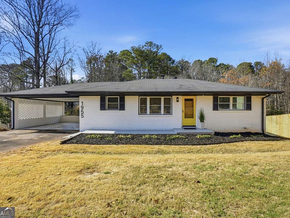 1st image of 1955 E Lake Dr
