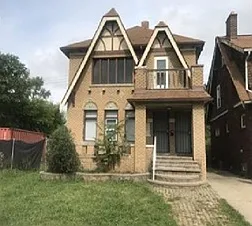 3 bed, 1.0 bath, 1200 sqft, $900 — Photo 1