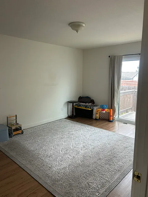 2 bed, 1000 sqft, $3,000 — Photo 3