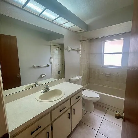 10337 Usher St — Photo 11