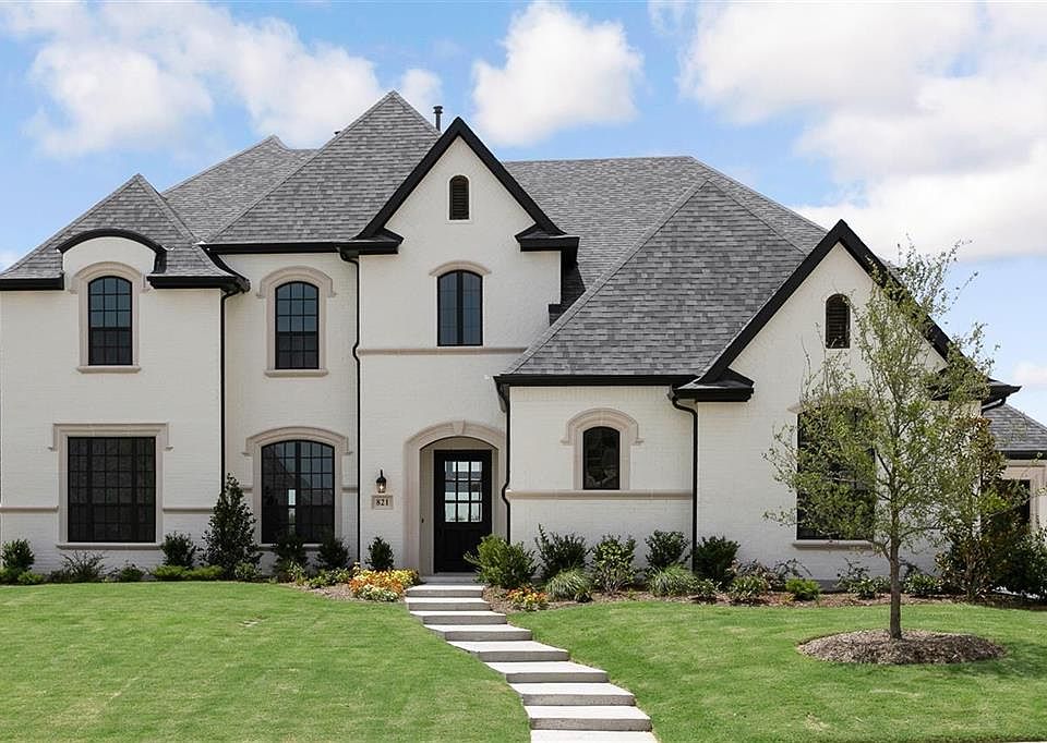 1st image of 821 Hawk Wood Ln