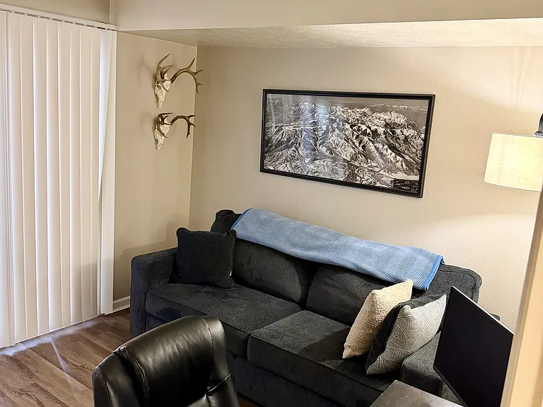 221 S Garfield St #104 — Photo 18