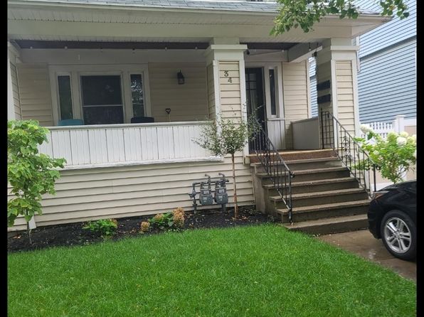34 Roanoke Pkwy