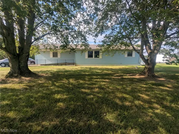 4055 Old Wheeling Rd, Zanesville, OH 43701